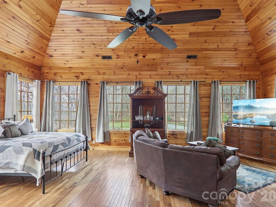 1st image of 1012 Alarka Highlands Dr