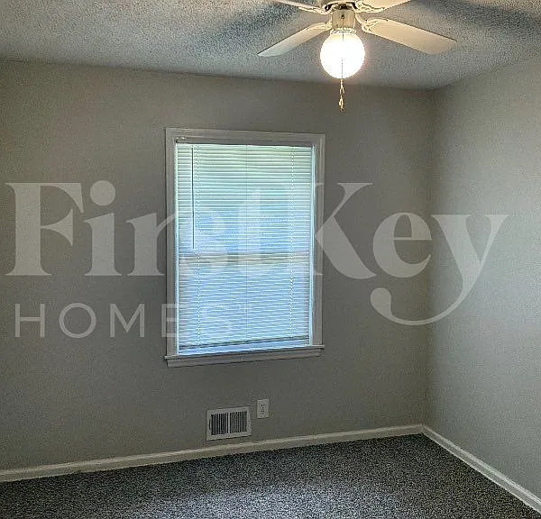 9807 Drury Ave — Photo 10