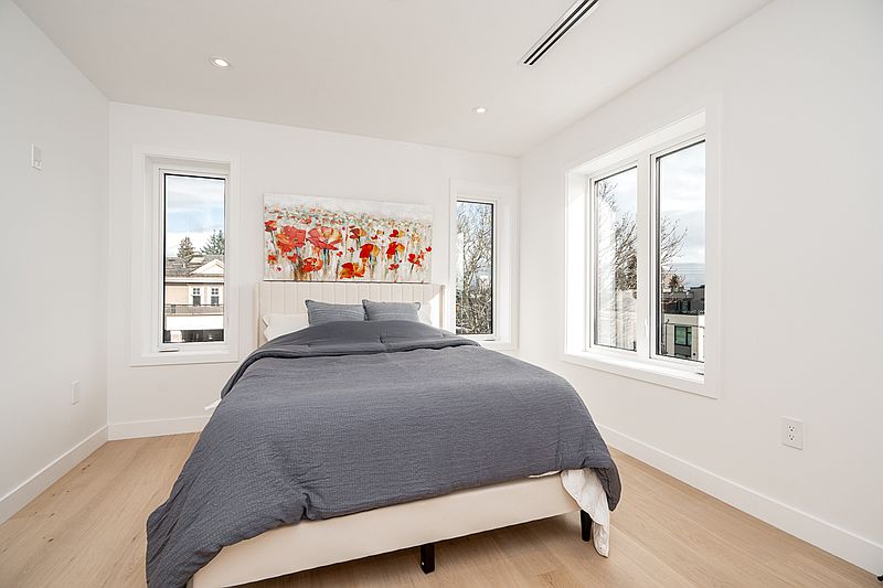 Vancouver Townhouse for rent - 3 Bedrooms — photo 15