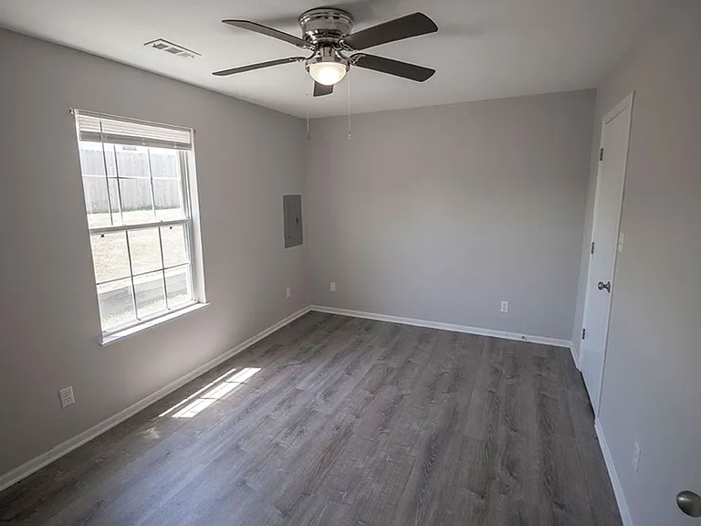 1508 Typhoon Ct — Photo 9