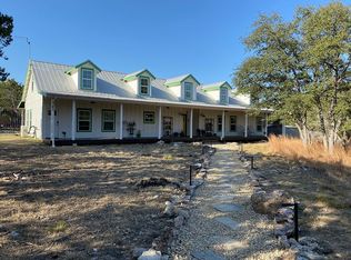 6819 N Lakewoods Dr, Georgetown, TX 78633
