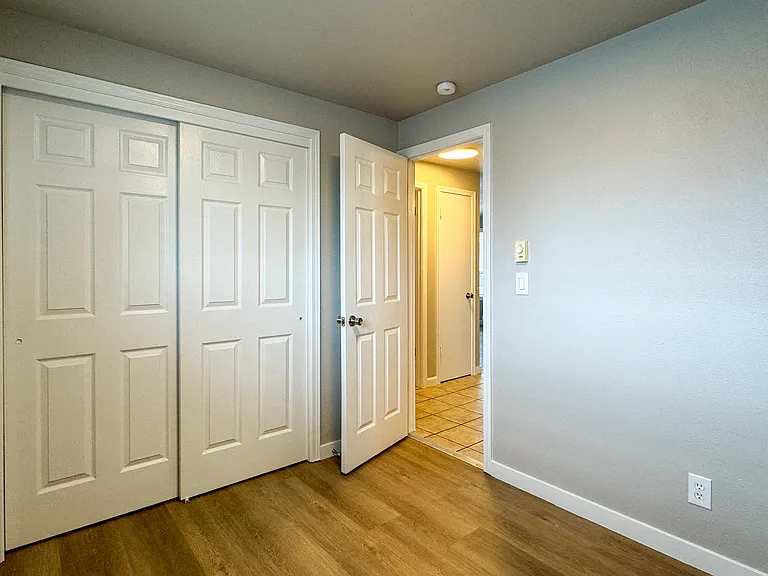 2815 S Alaska St #202 — Photo 12