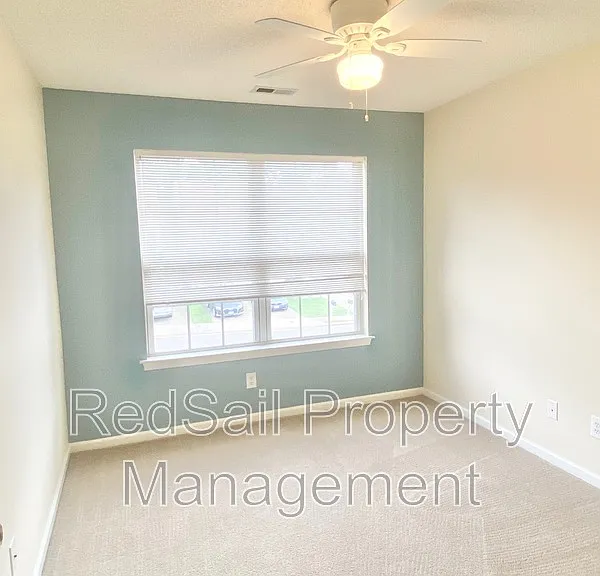 937 Allendale Dr — Photo 16