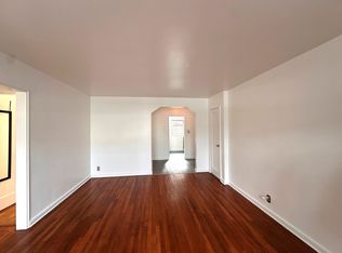 191-04 Station Rd #1B, Flushing, NY 11358