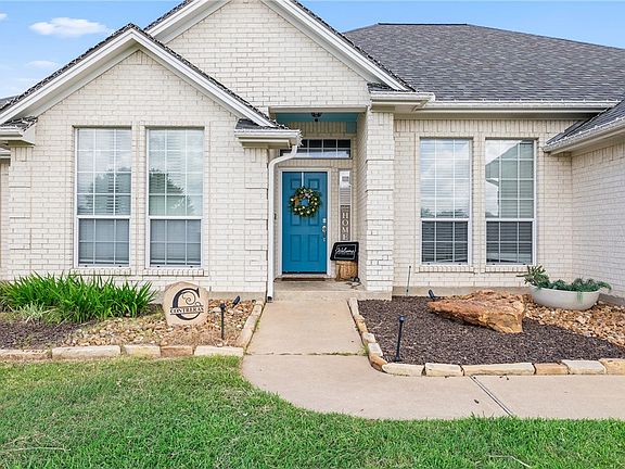3rd image of 6305 Whitetail Ln