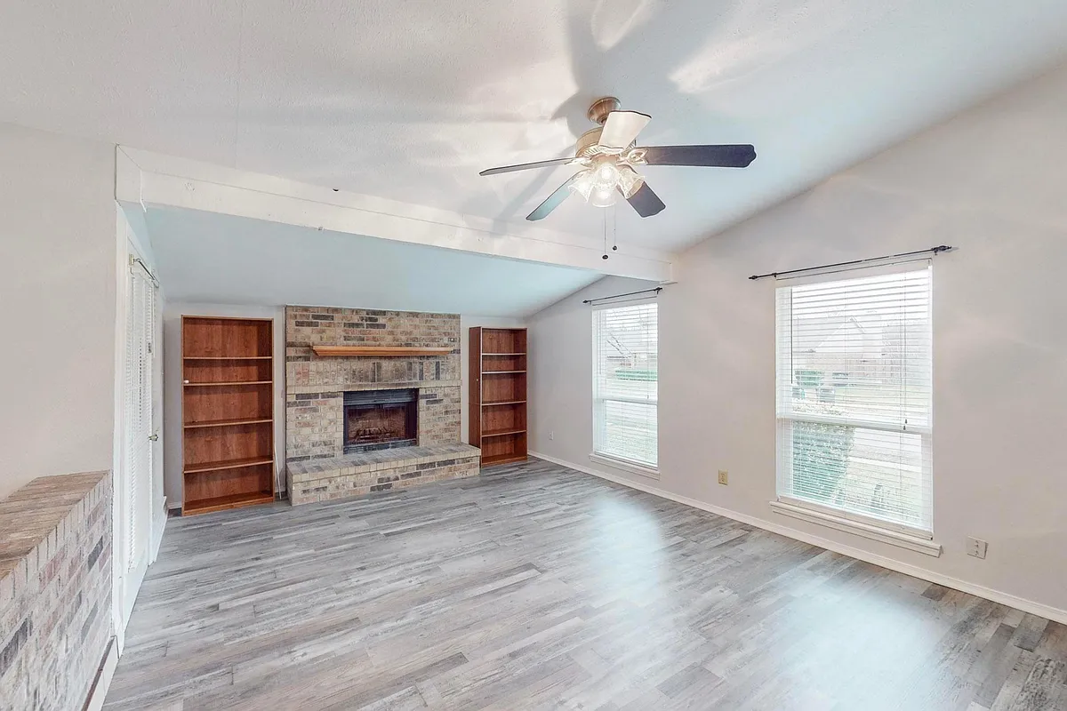Building Photo - 3308 Clovermeadow Dr