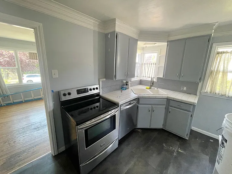 8312 18th Ave NW — Photo 7