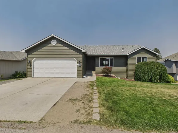 8418 E Bull Pine Ln, Spokane, WA 99217