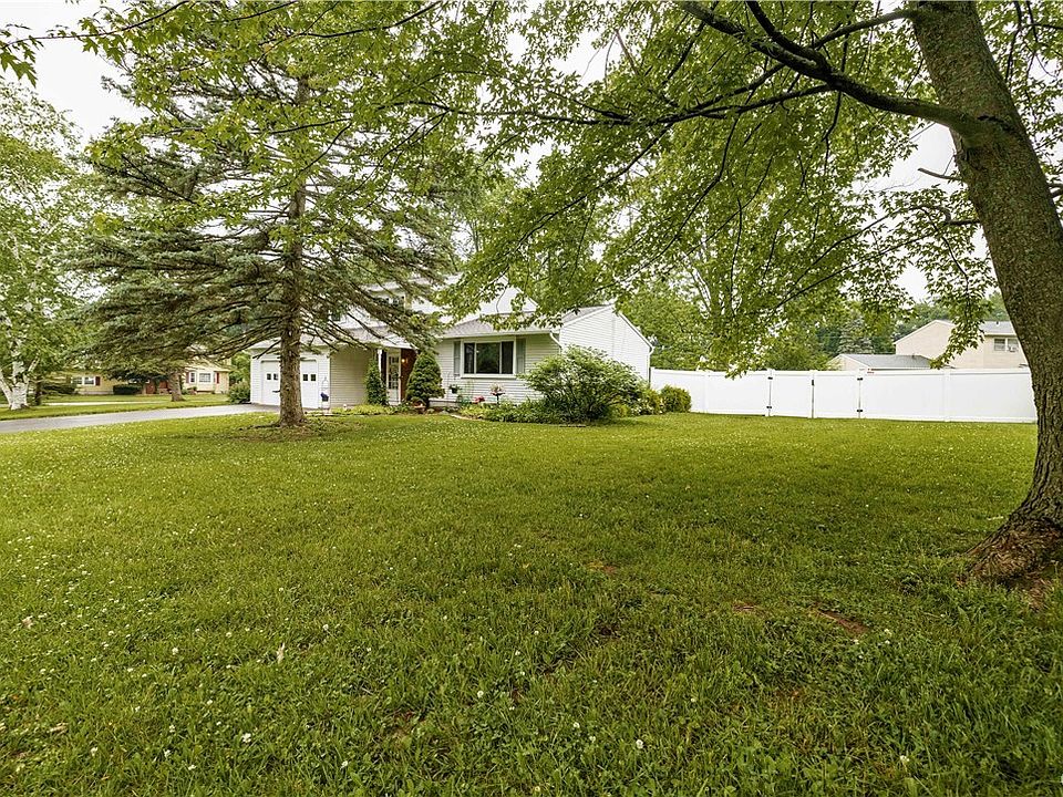 7506 Moonvalley Dr, Liverpool, NY 13088 Zillow