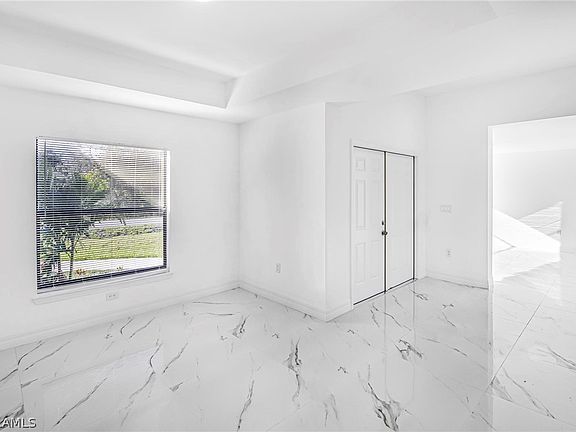 5th image of 1601 Inez Ave S
