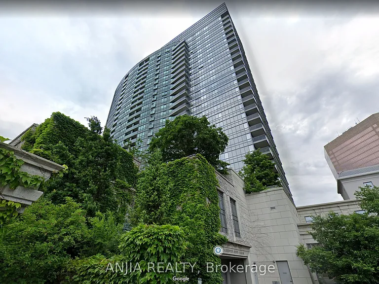 25 Greenview Ave #1026 — Photo 1
