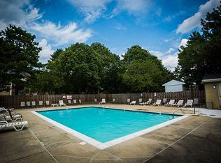 45290 Keding St APT 102, Utica, MI 48317