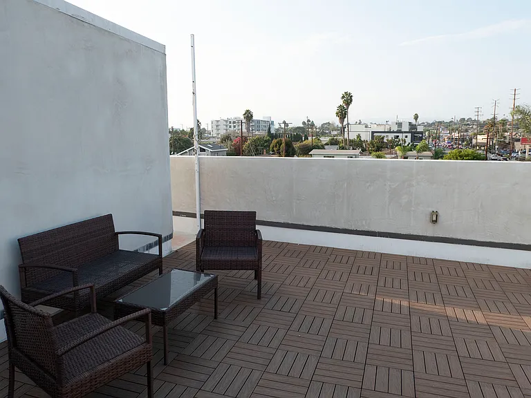 3939 S Centinela Ave #B — Photo 14