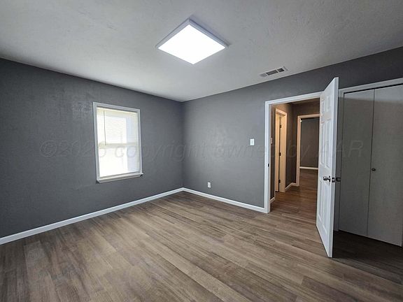 3rd image of 3816 S Hayden St