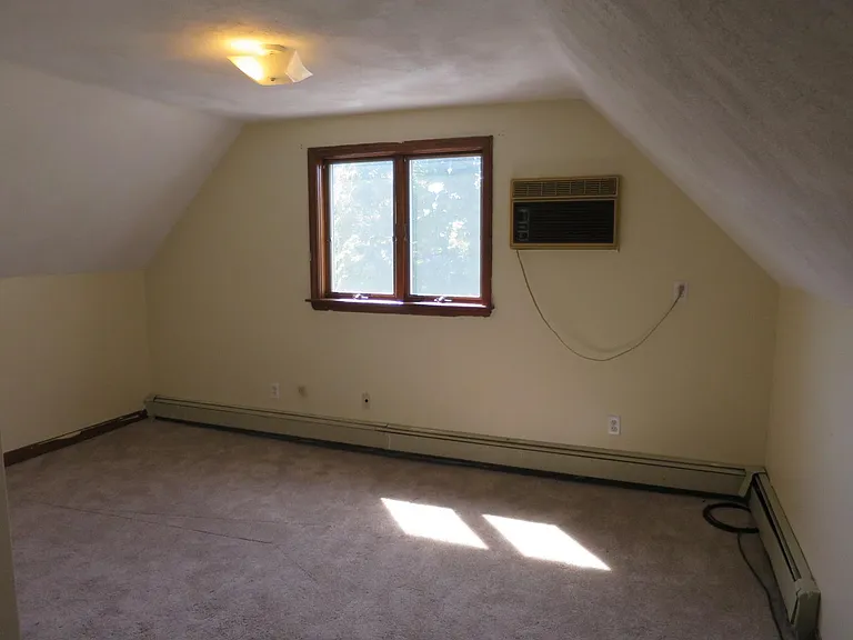 1 Winchester Pl #2 — Photo 11