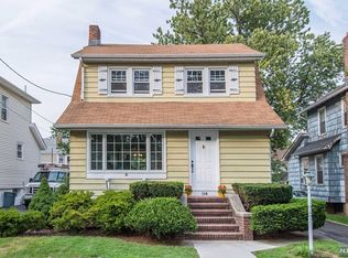 114 Hazelton St, Ridgefield Park, NJ 07660