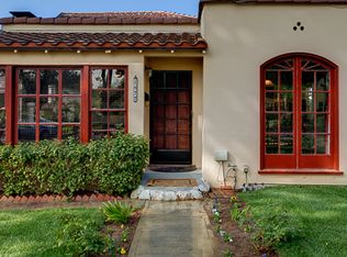 1677 N Madison Ave, Pasadena, CA 91104