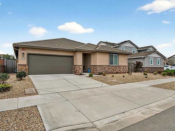 3rd image of 437 Jerrylee Road