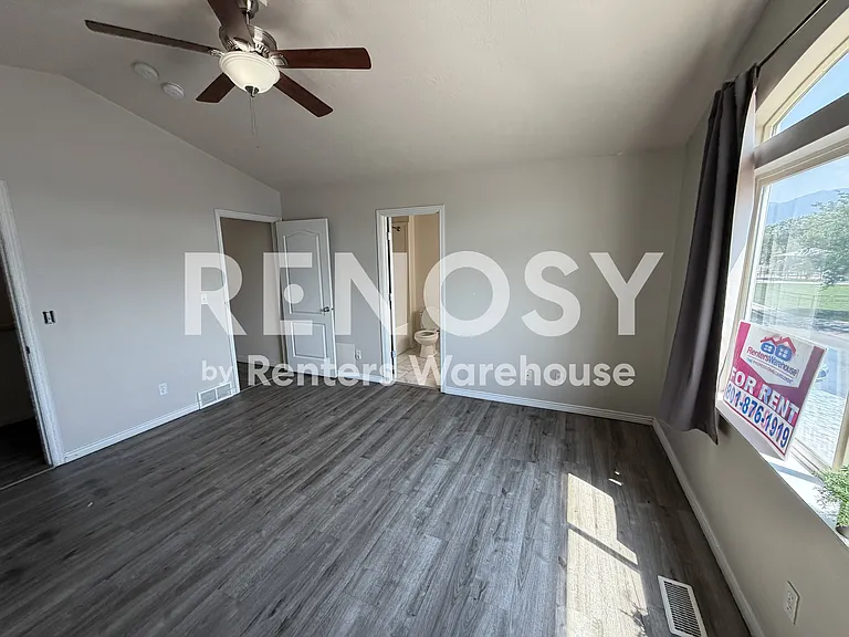 437 E Stephie Marie Ln — Photo 10