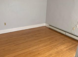 11 Malden St, Worcester, MA 01606