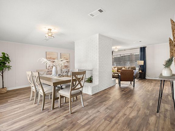 4th image of 137 Robinson Kitts Rd