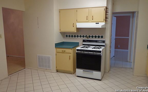 5th image of 2954 Lasses Blvd