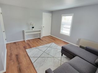 6 3rd St #4, Nashua, NH 03060