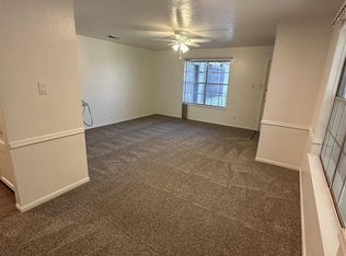 709 Skylark Rd APT D, Pasadena, TX 77502