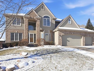 7910 Brentwood Ave, La Vista, NE, 68128