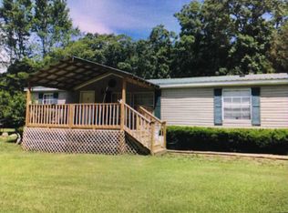 3711 Parsons Rd, Wildersville, TN 38388