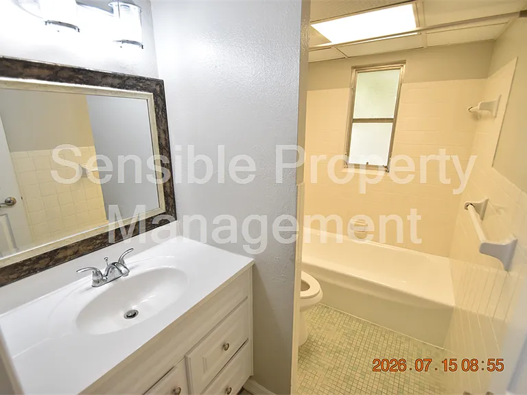 306 Danube Ave #1 — Photo 28