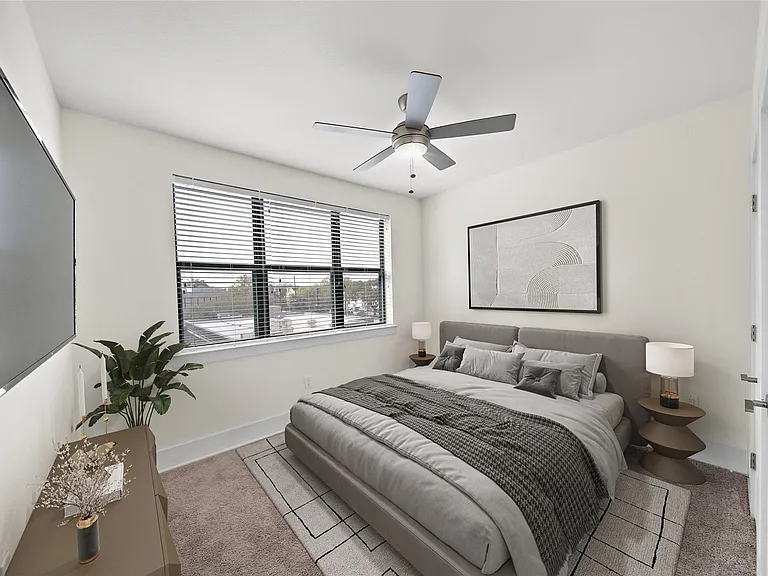 2401 Crawford St #B204 — Photo 6
