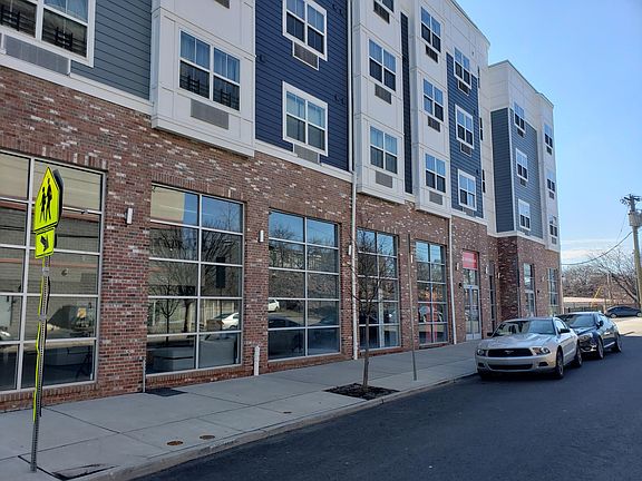 3rd image of 134-142 Sussex Ave #306