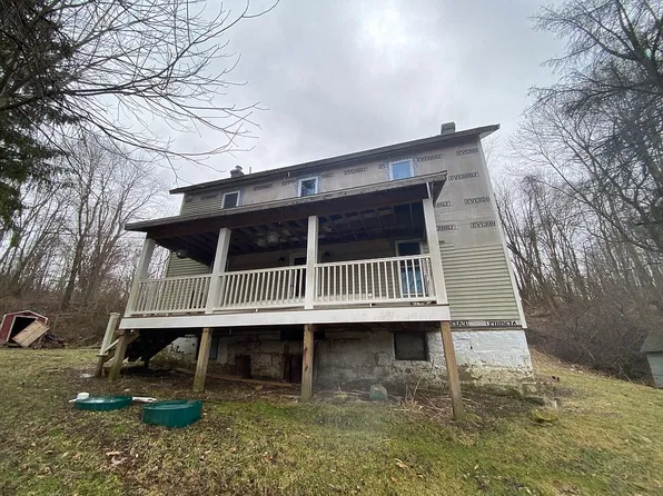 941 Yellow Creek Rd, Prospect, PA 16052
