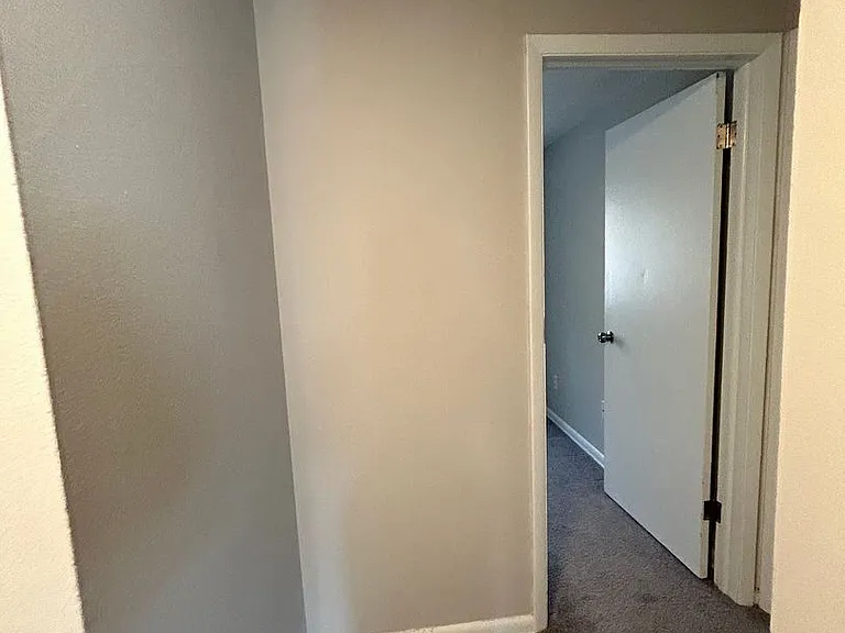 Coventry Court Townhomes — Photo 117