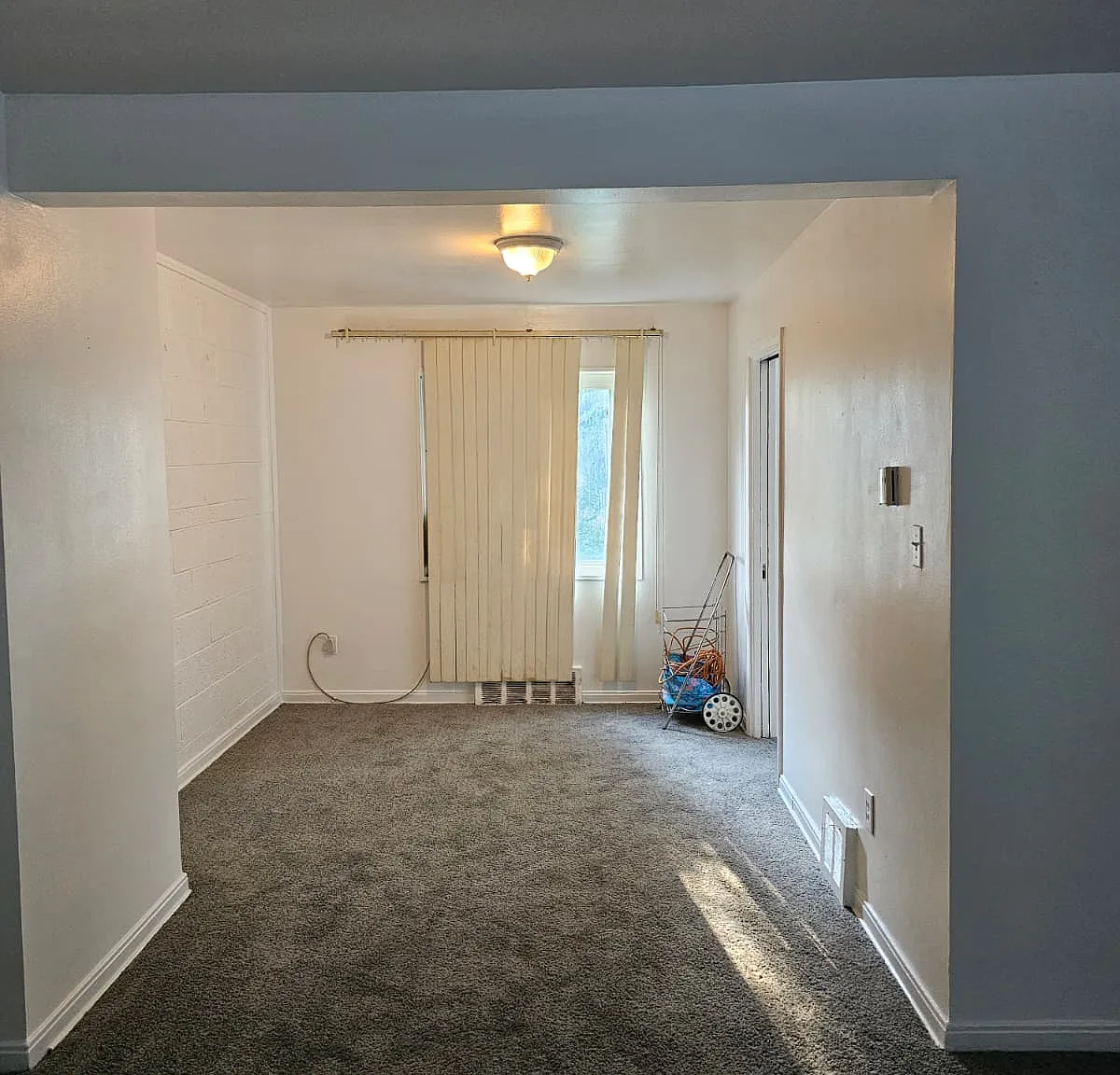 2 bed, 1066 sqft, $1,100 — Photo 4