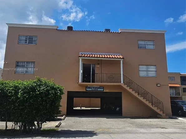 1305 W 53rd St APT 201, Hialeah, FL 33012