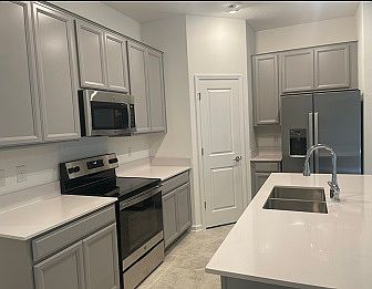 2nd image of 809 Citrus Reserve Blvd