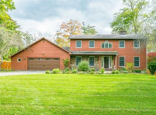 7177 Lane Rd, Victor, NY 14564