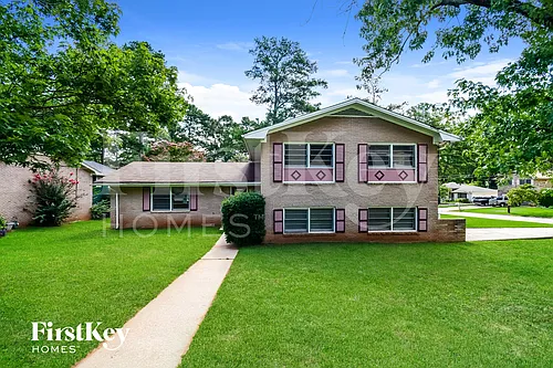 2032 Twin Falls Rd Photo 1