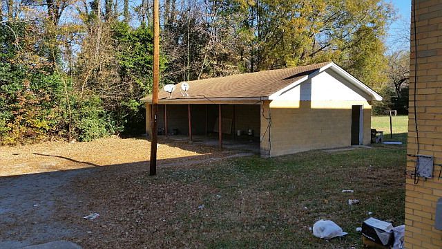 2nd image of 508&512 Mahaley Ave