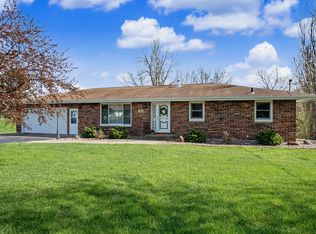 3020 W 32nd St, Dubuque, IA 52001