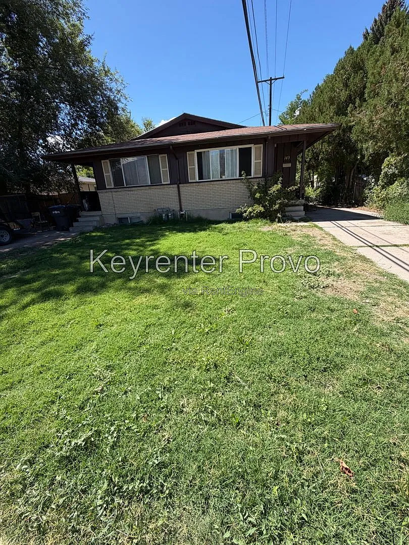 3 bed, 2.0 bath, 2000 sqft, $1,650 — Photo 1