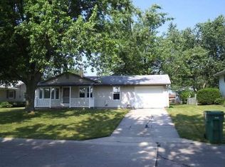 1412 Scots Ln, New Haven, IN 46774
