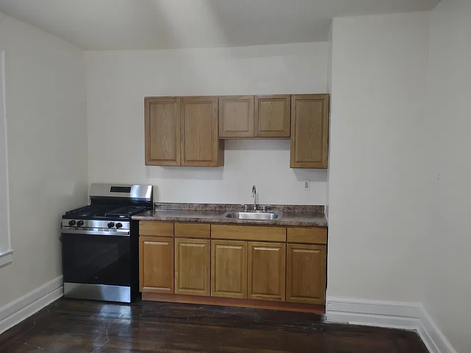 5 Romaine Pl #3E