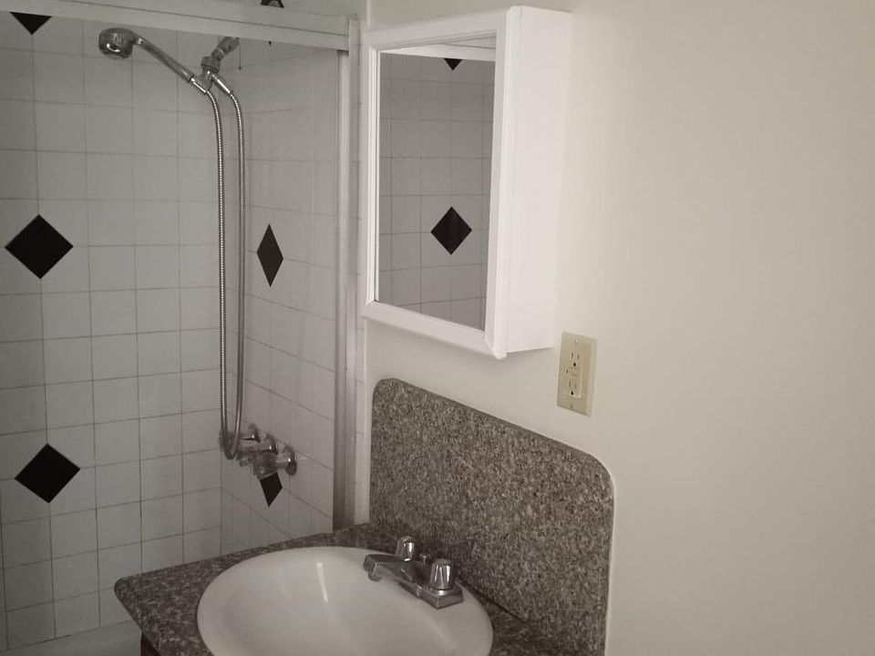 1st image of 14700 Blythe St #16