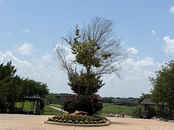 3rd image of 1219 Preserve Blvd