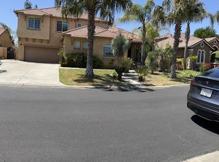 8200 Lakeshore Dr, Chowchilla, CA