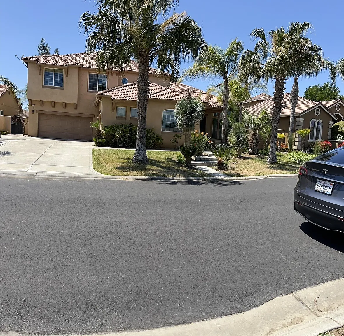 8200 Lakeshore Dr photo 1