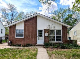 2017 Martin Rd, Ferndale, MI 48220